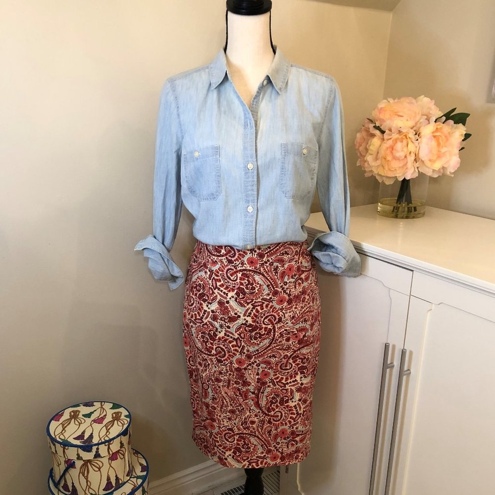 Ann Taylor LOFT, Multi-Color Cotton Stretch Paisley Pencil Skirt, Size 10